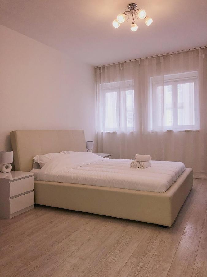 Roli Hotel Zadar Luaran gambar